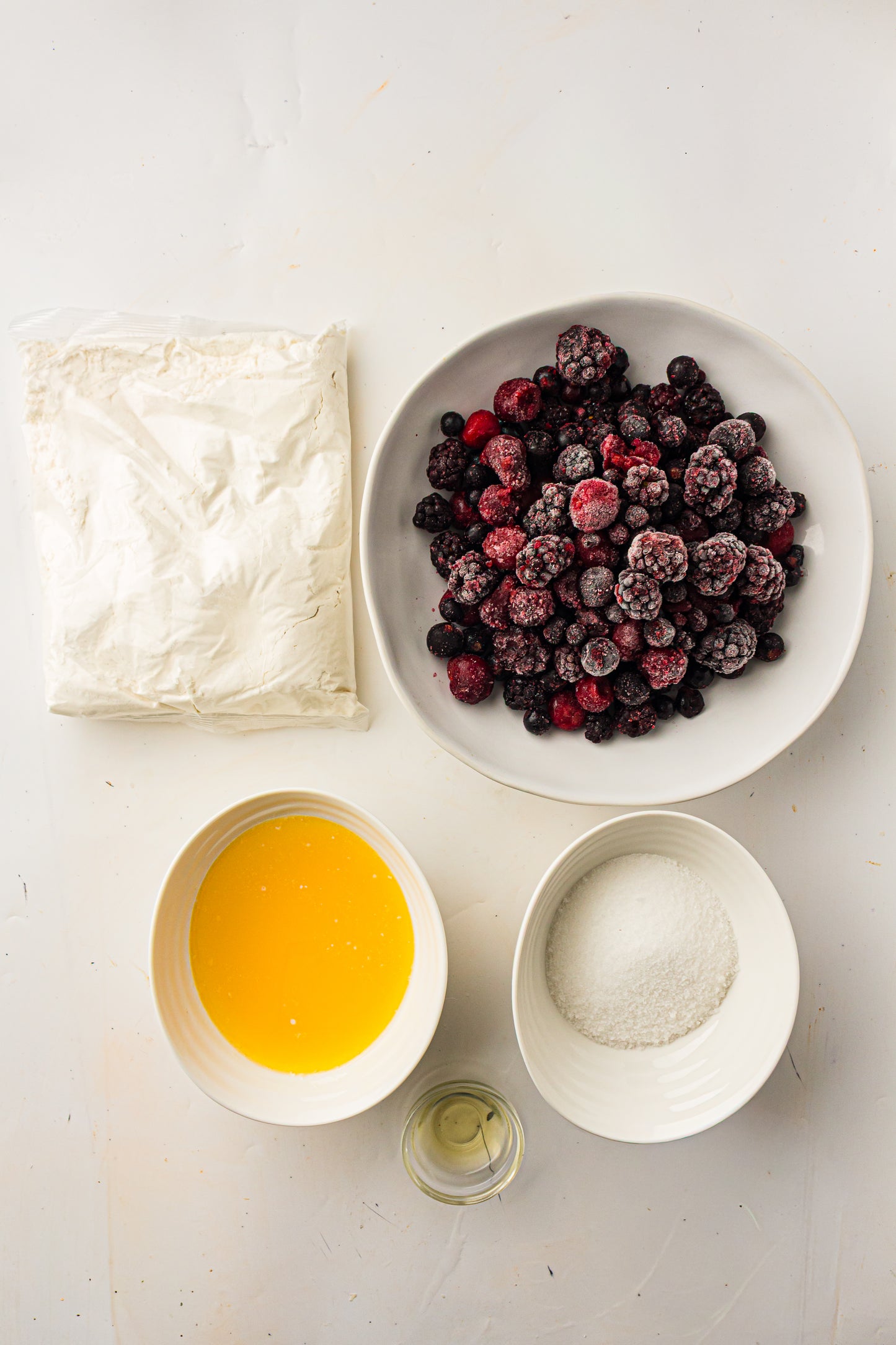 PLR Berry Dump Cake recipe