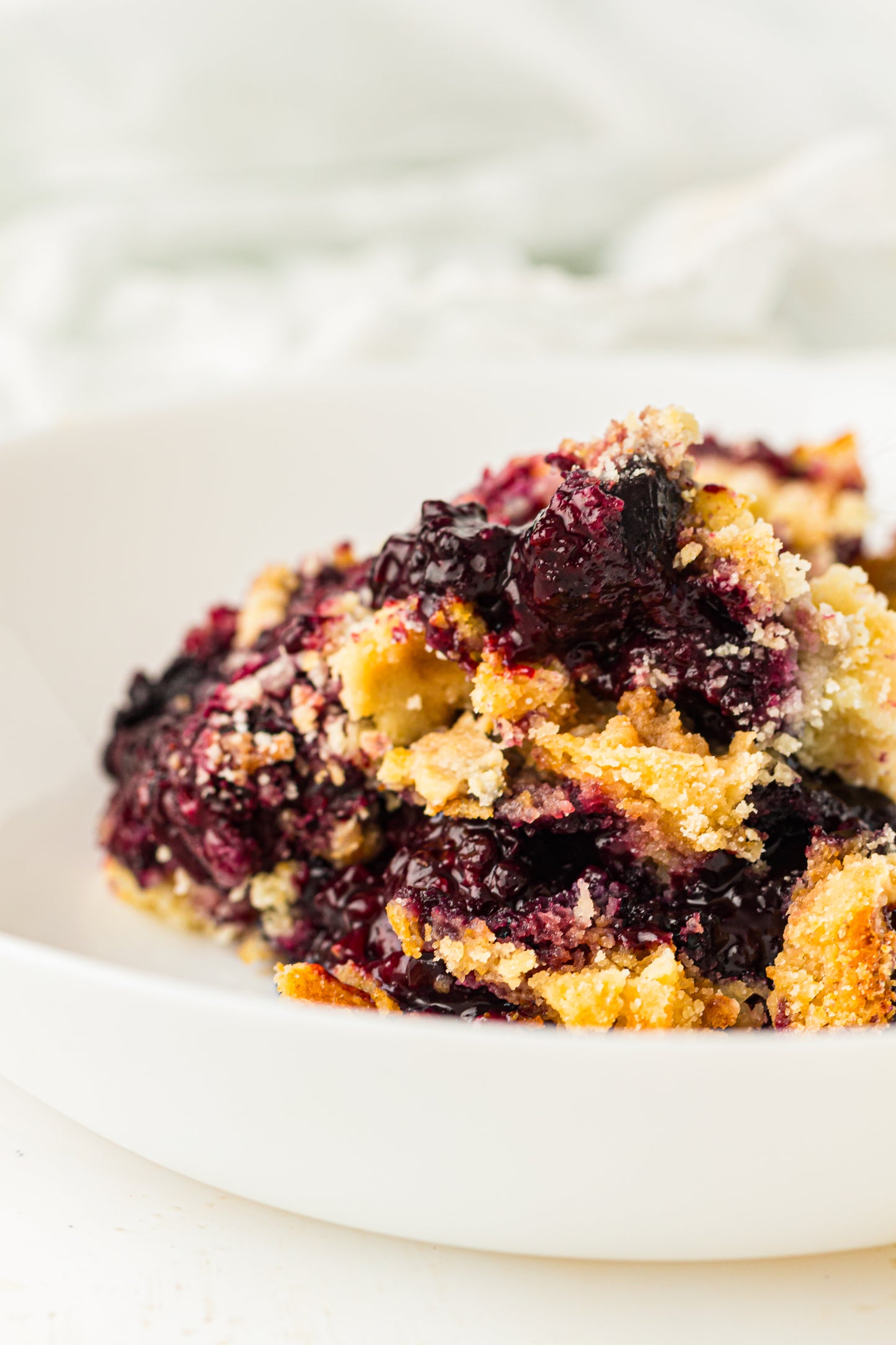 PLR Berry Dump Cake recipe