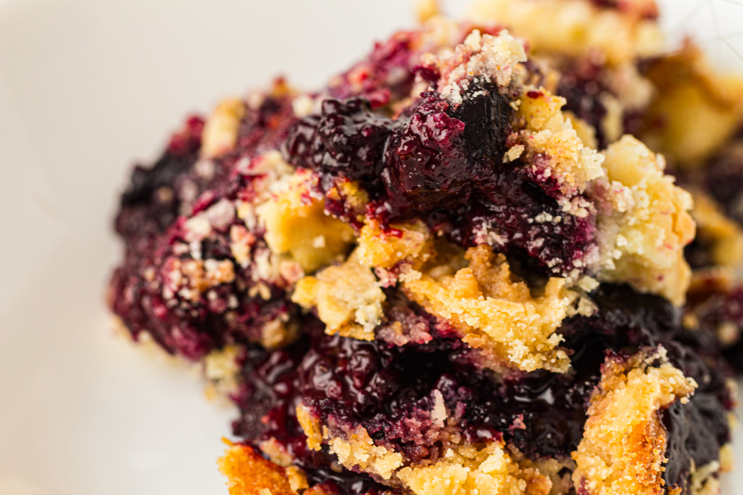 PLR Berry Dump Cake recipe