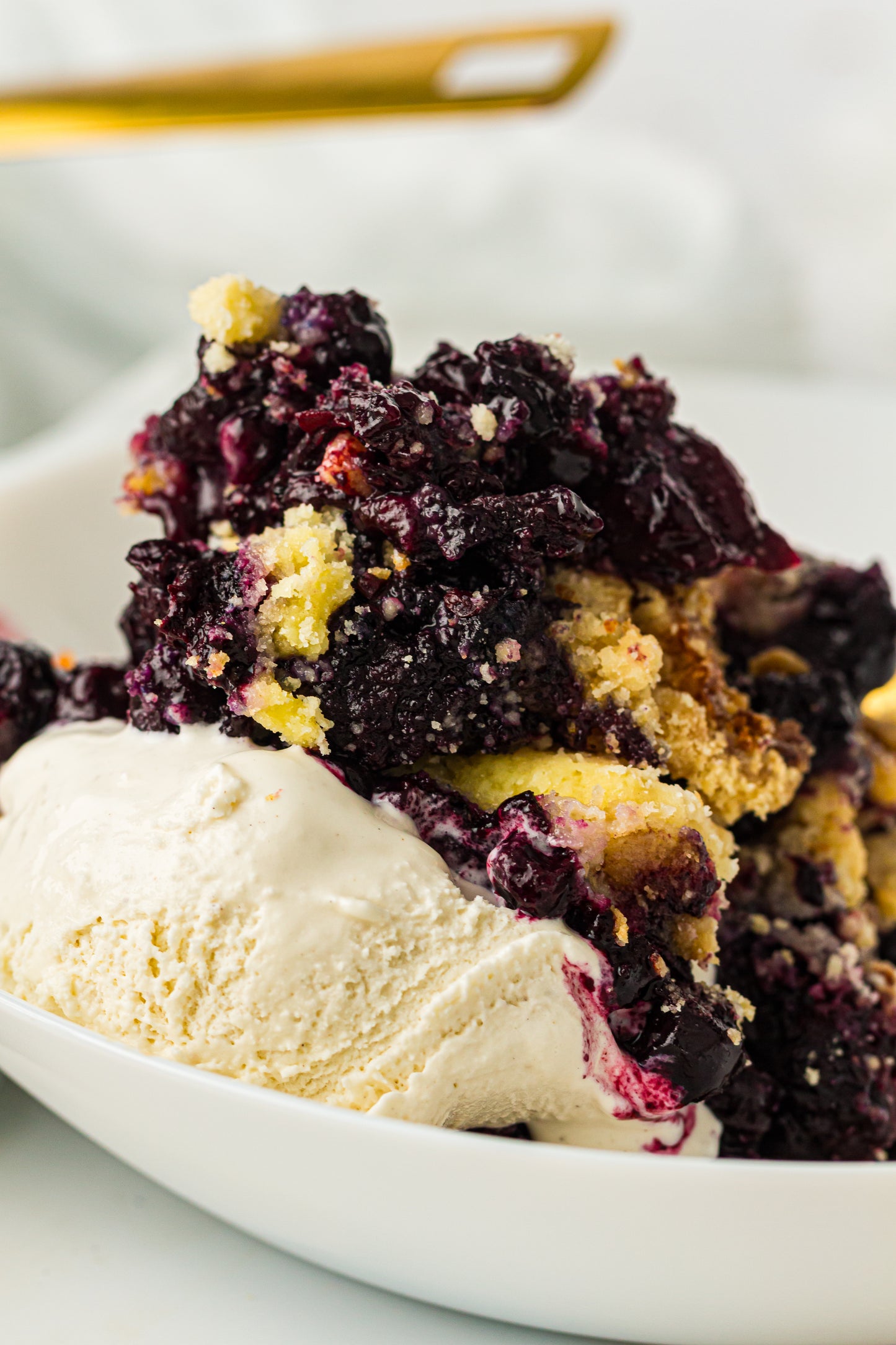 PLR Berry Dump Cake recipe