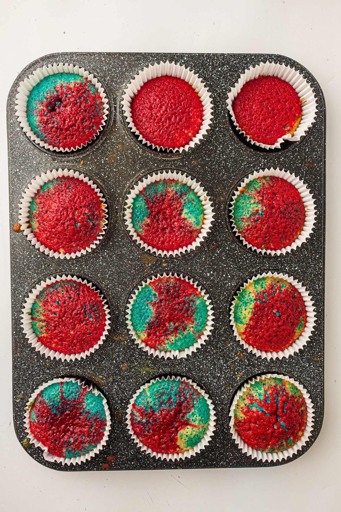 4th of July Tie-Dye Cupcakes – PLR Recipe