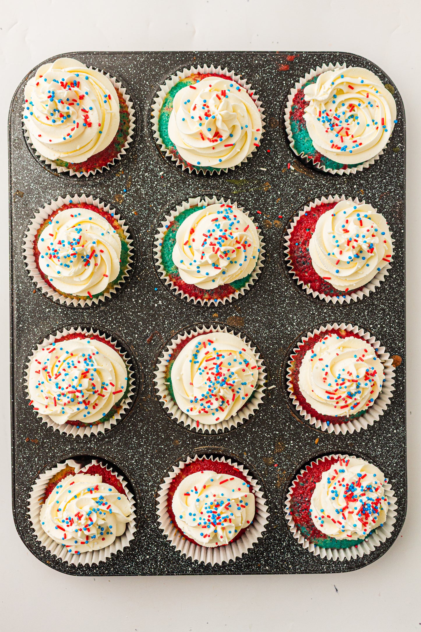4th of July Tie-Dye Cupcakes – PLR Recipe