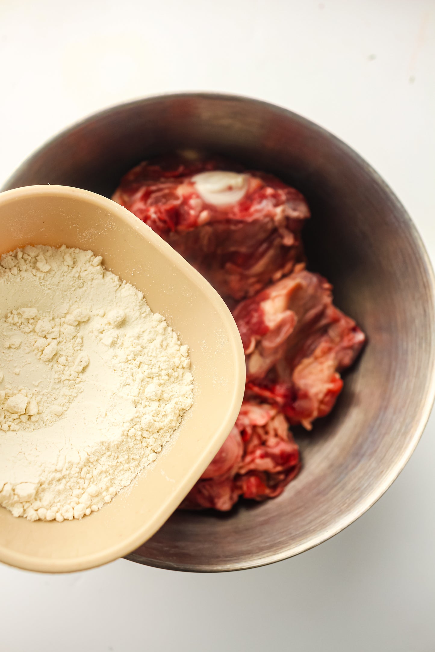 Slow Cooker Oxtails Recipe