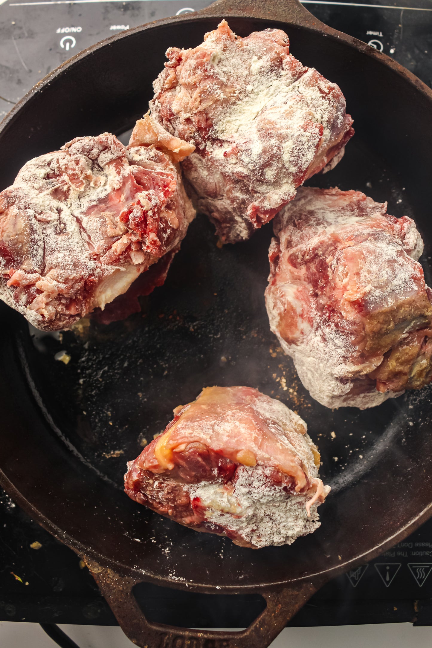 Slow Cooker Oxtails Recipe