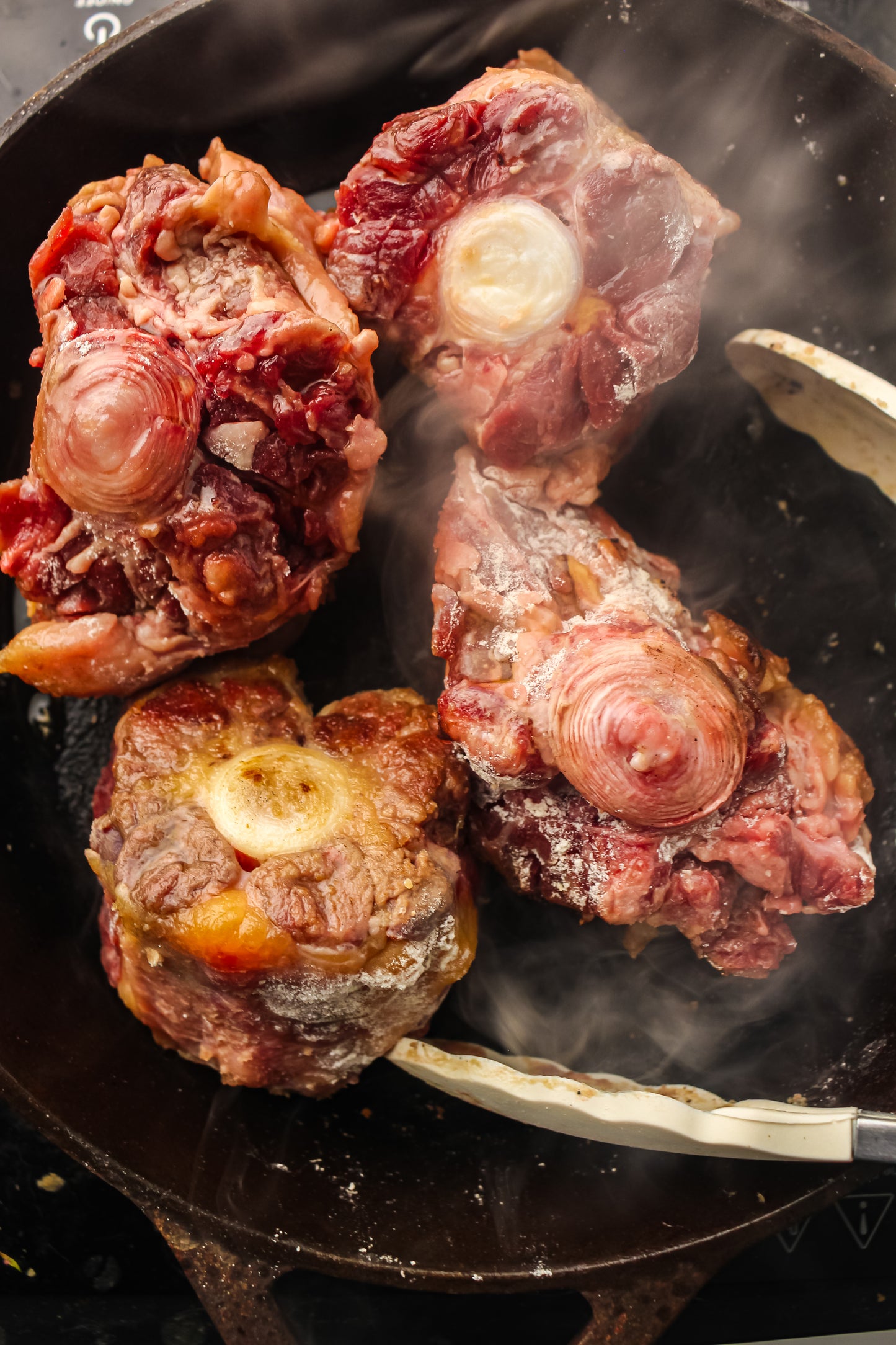 Slow Cooker Oxtails Recipe