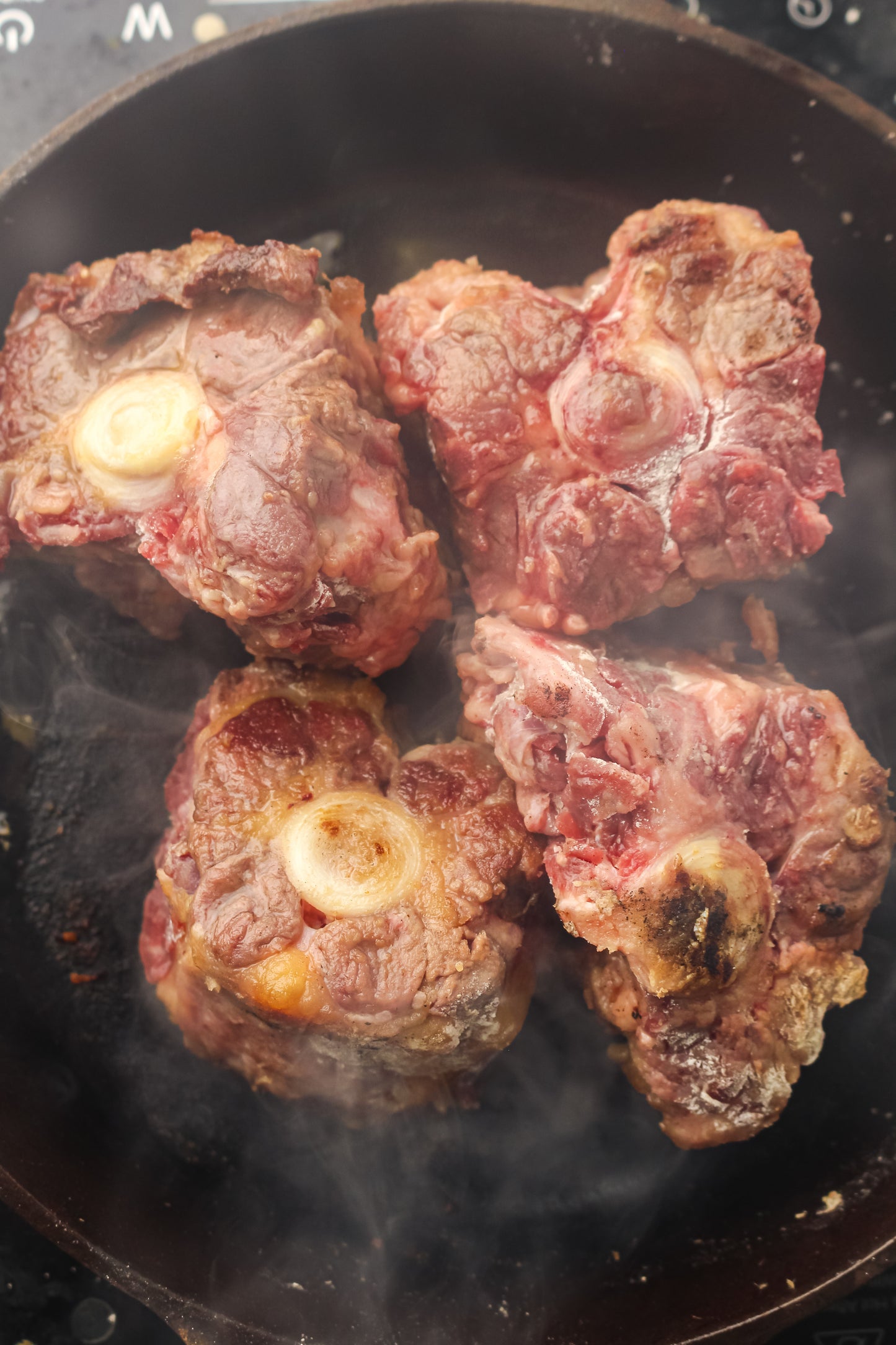 Slow Cooker Oxtails Recipe