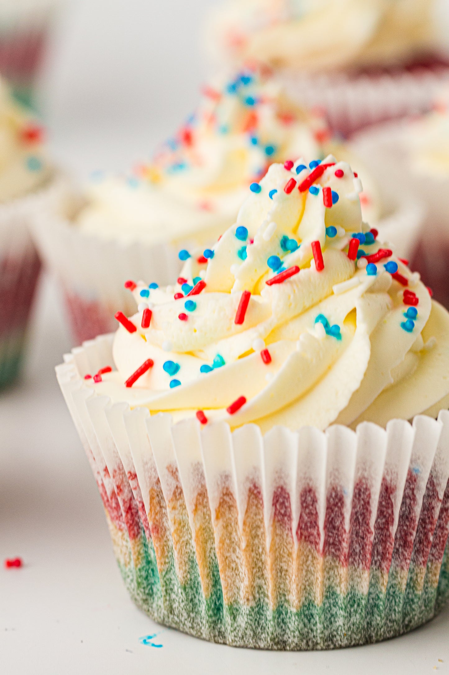 4th of July Tie-Dye Cupcakes – PLR Recipe