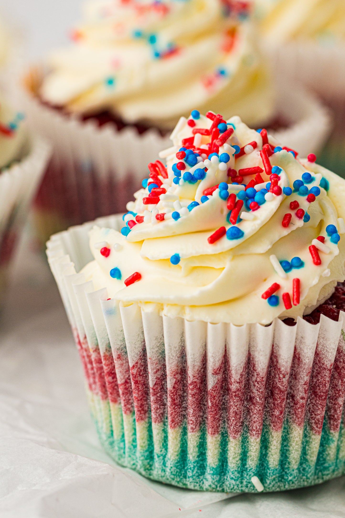 4th of July Tie-Dye Cupcakes – PLR Recipe