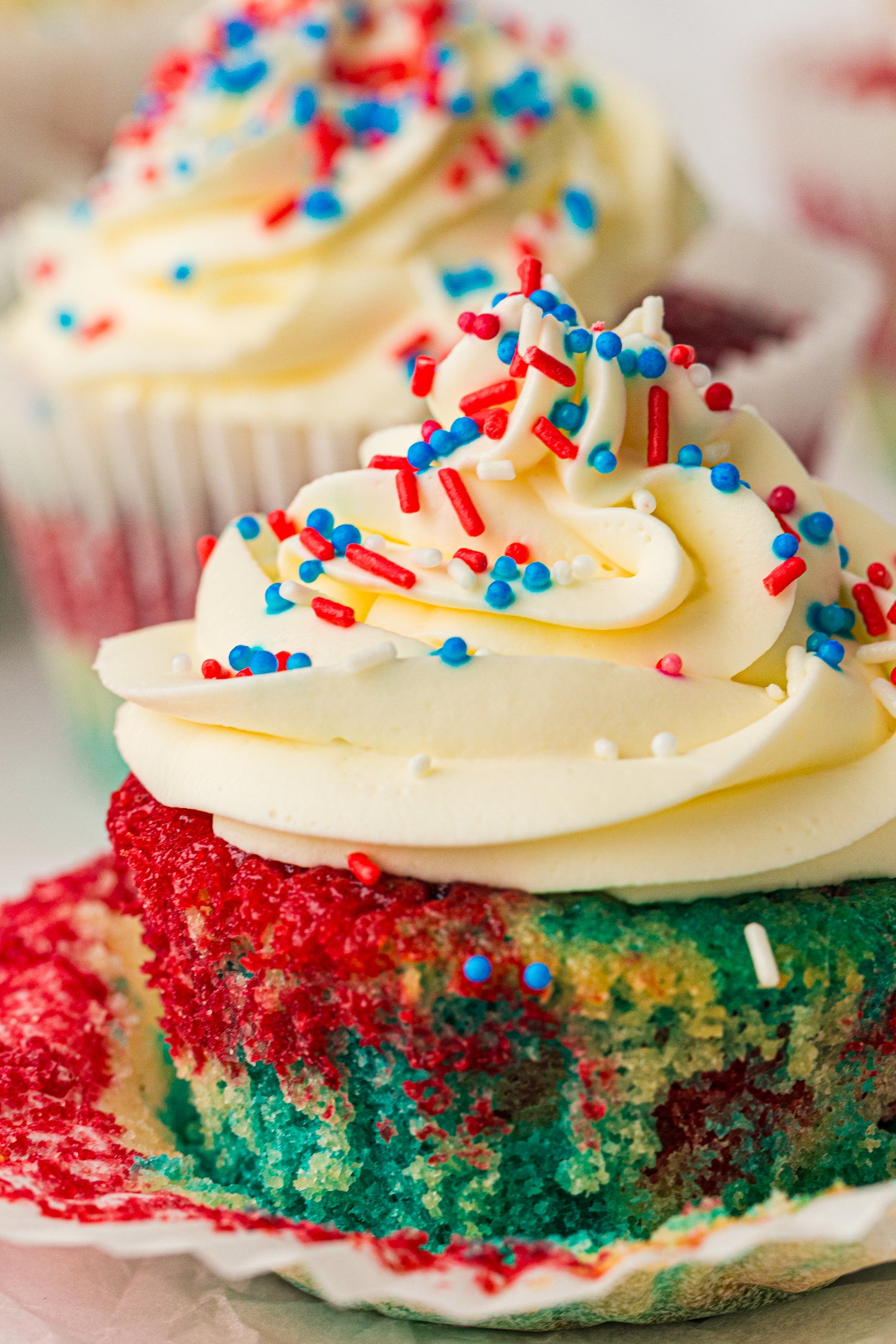 4th of July Tie-Dye Cupcakes – PLR Recipe