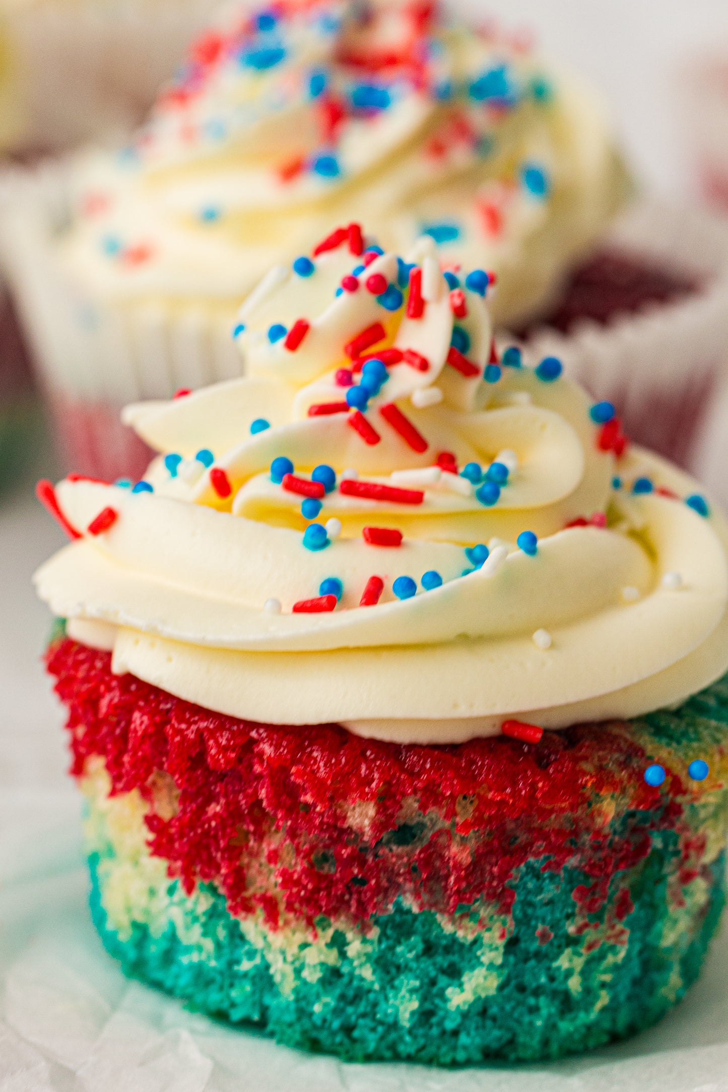 4th of July Tie-Dye Cupcakes – PLR Recipe