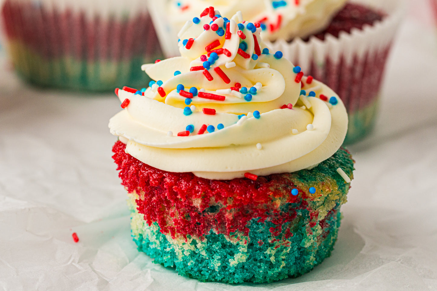 4th of July Tie-Dye Cupcakes – PLR Recipe