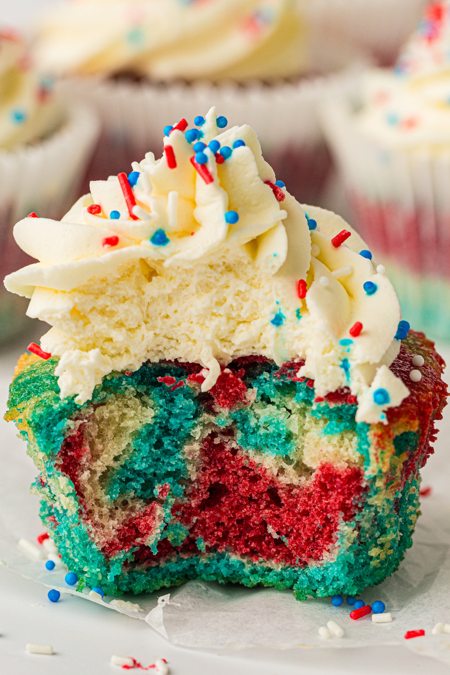 4th of July Tie-Dye Cupcakes – PLR Recipe