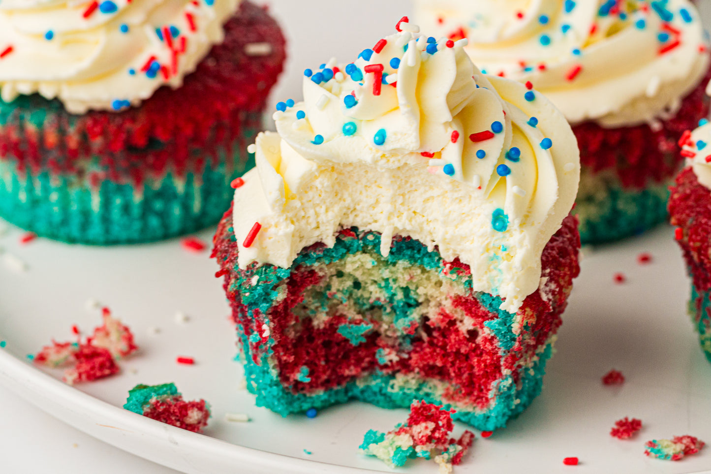 4th of July Tie-Dye Cupcakes – PLR Recipe