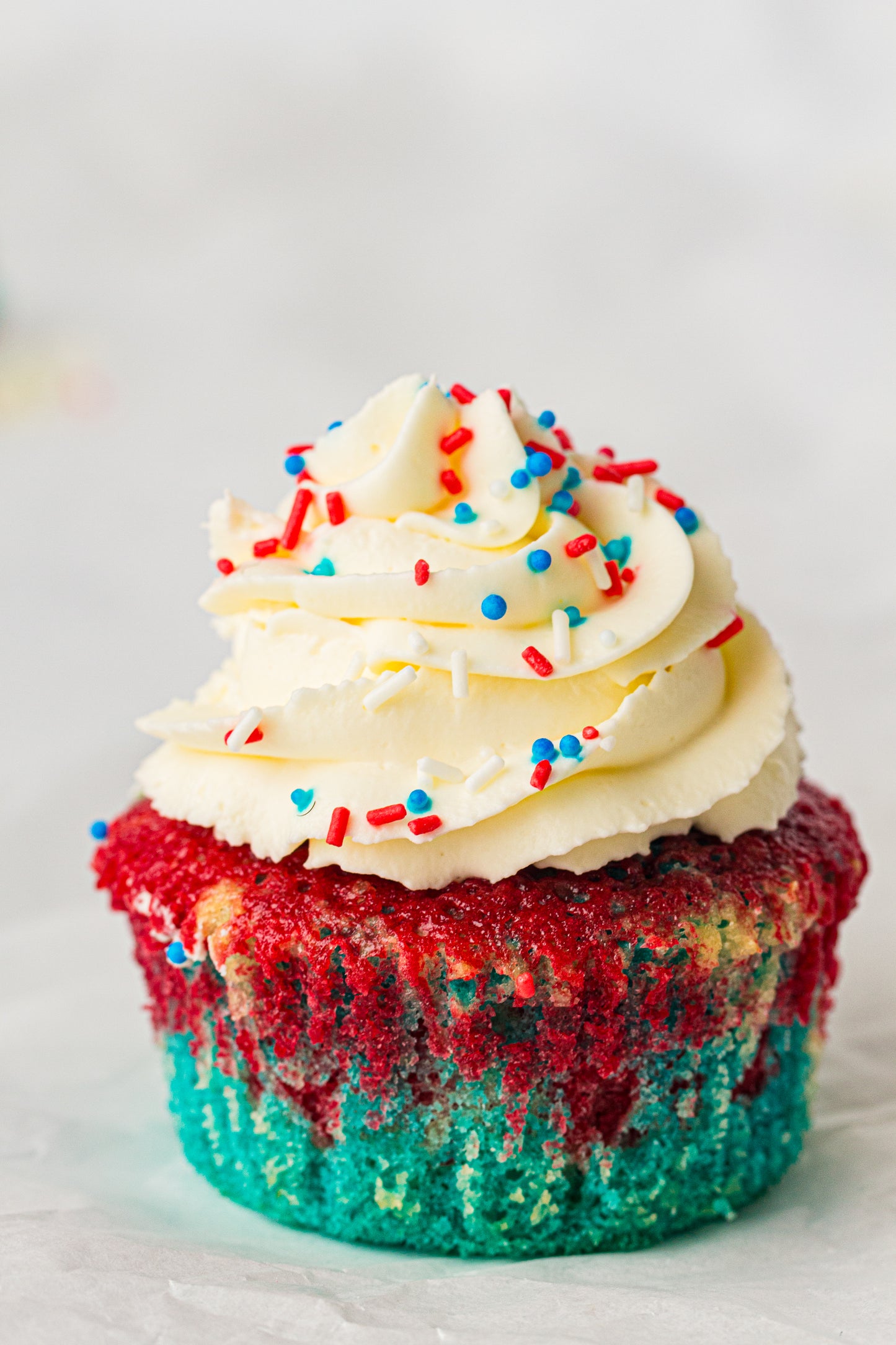 4th of July Tie-Dye Cupcakes – PLR Recipe