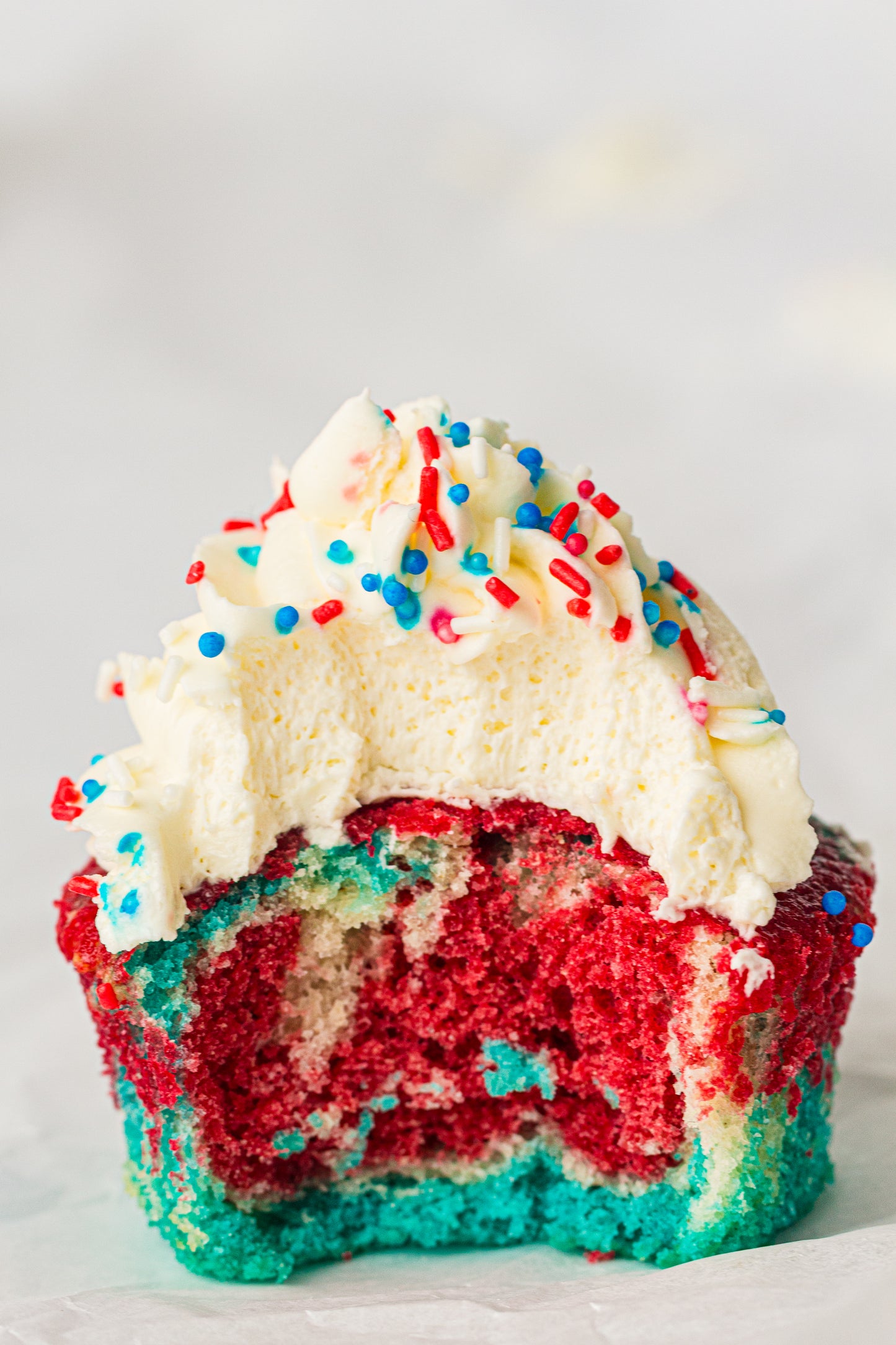 4th of July Tie-Dye Cupcakes – PLR Recipe