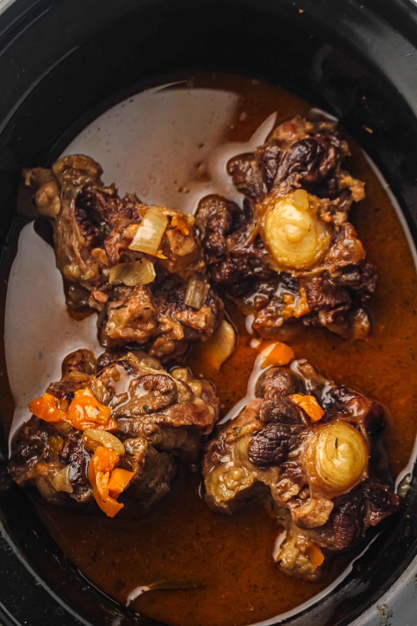 Slow Cooker Oxtails Recipe