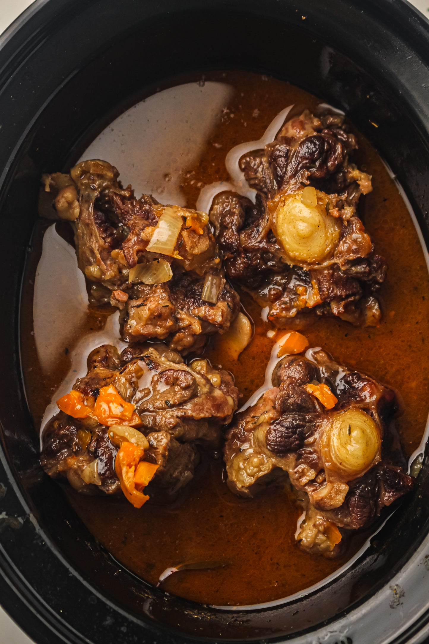 Slow Cooker Oxtails Recipe