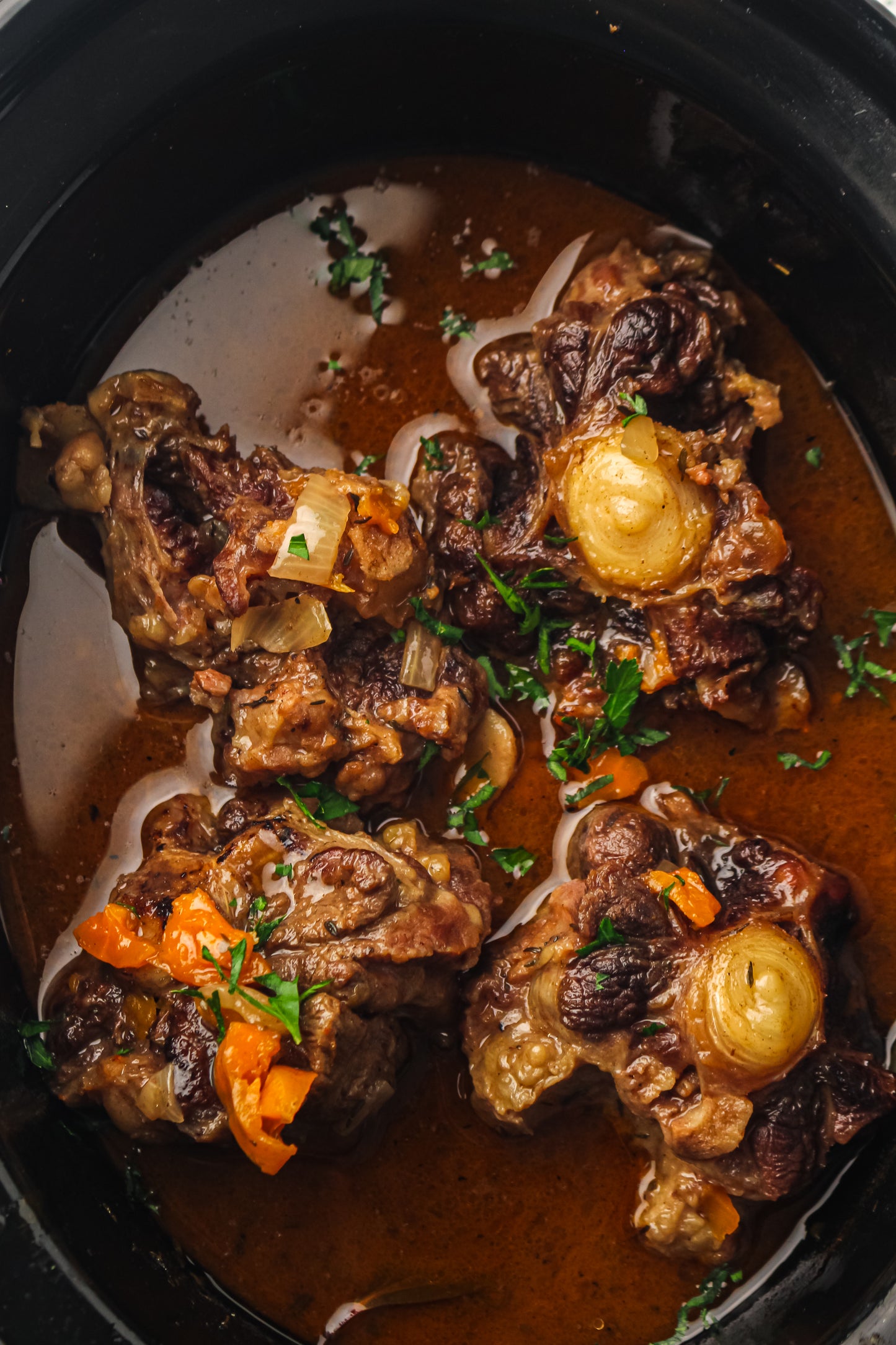 Slow Cooker Oxtails Recipe