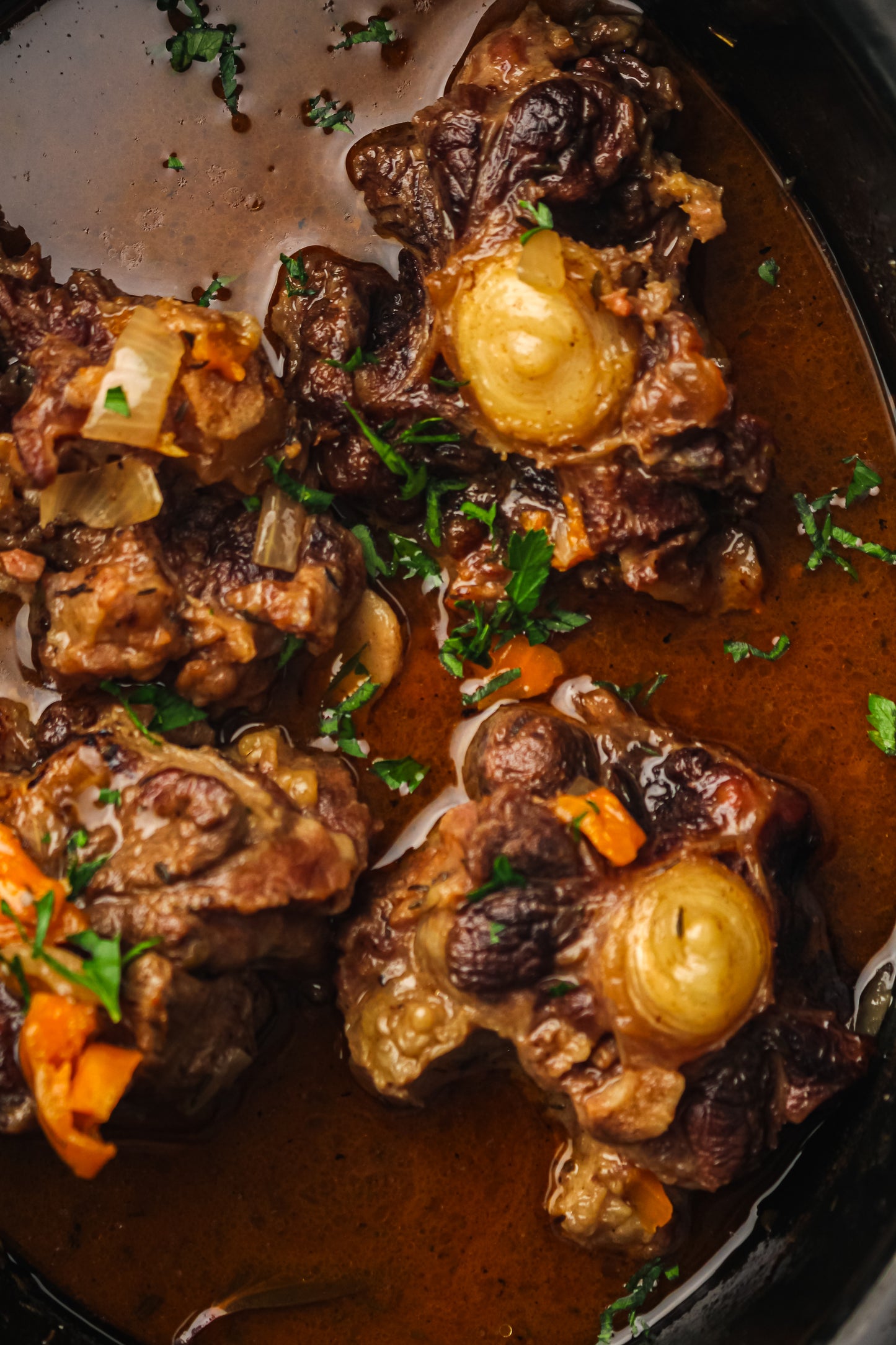 Slow Cooker Oxtails Recipe