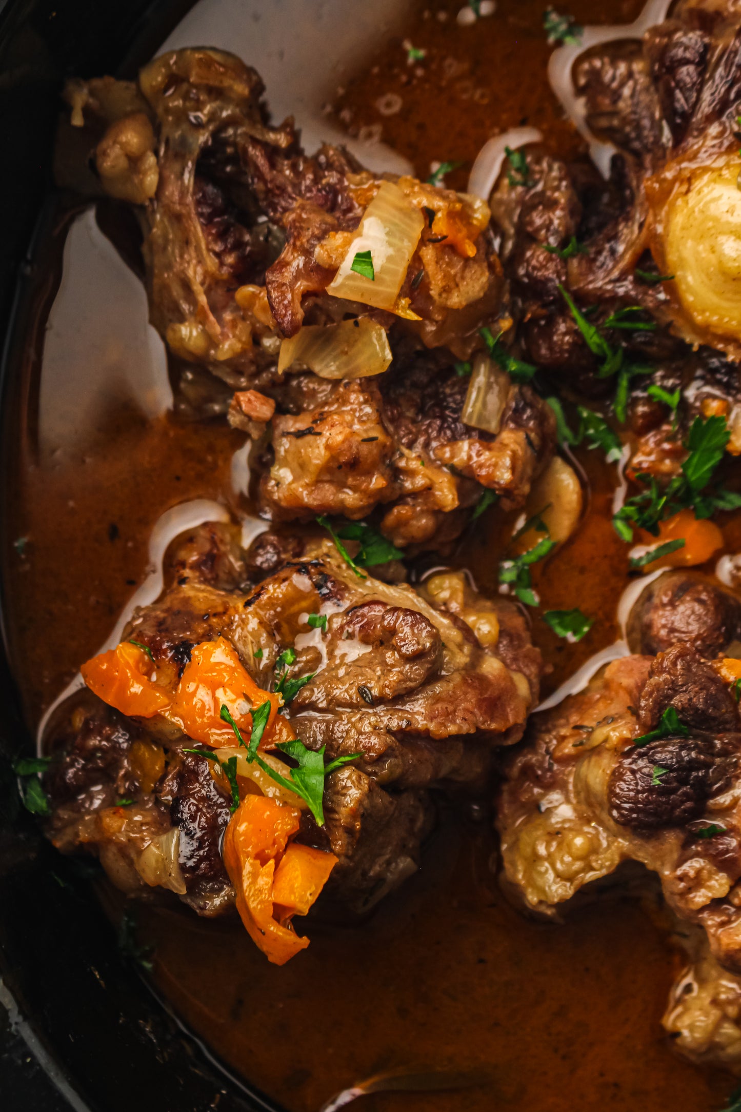 Slow Cooker Oxtails Recipe