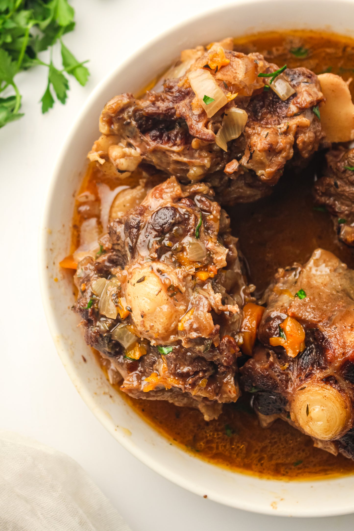 Slow Cooker Oxtails Recipe