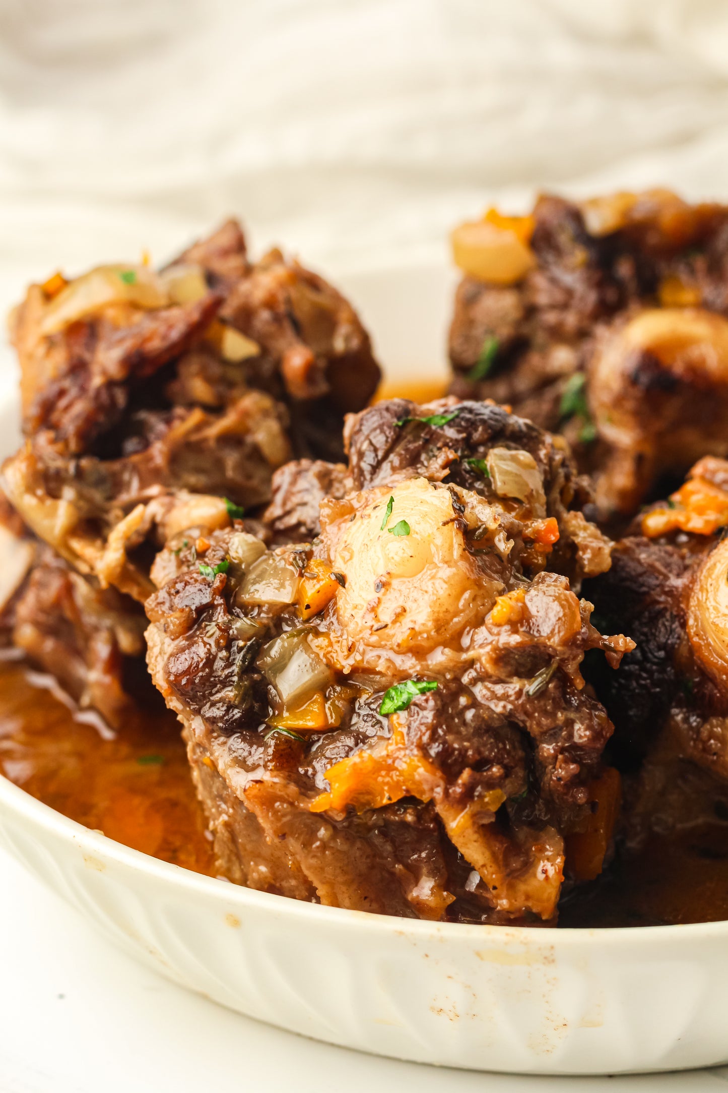 Slow Cooker Oxtails Recipe