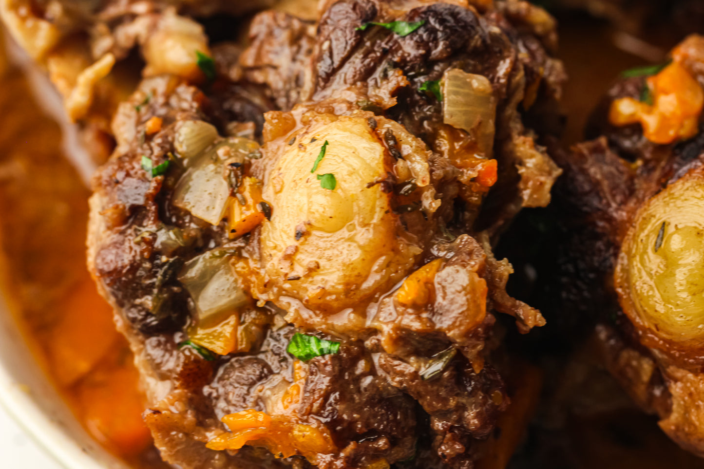 Slow Cooker Oxtails Recipe