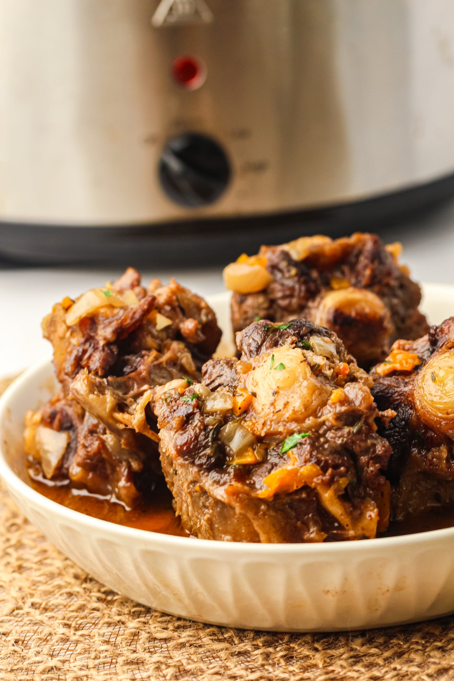 Slow Cooker Oxtails Recipe