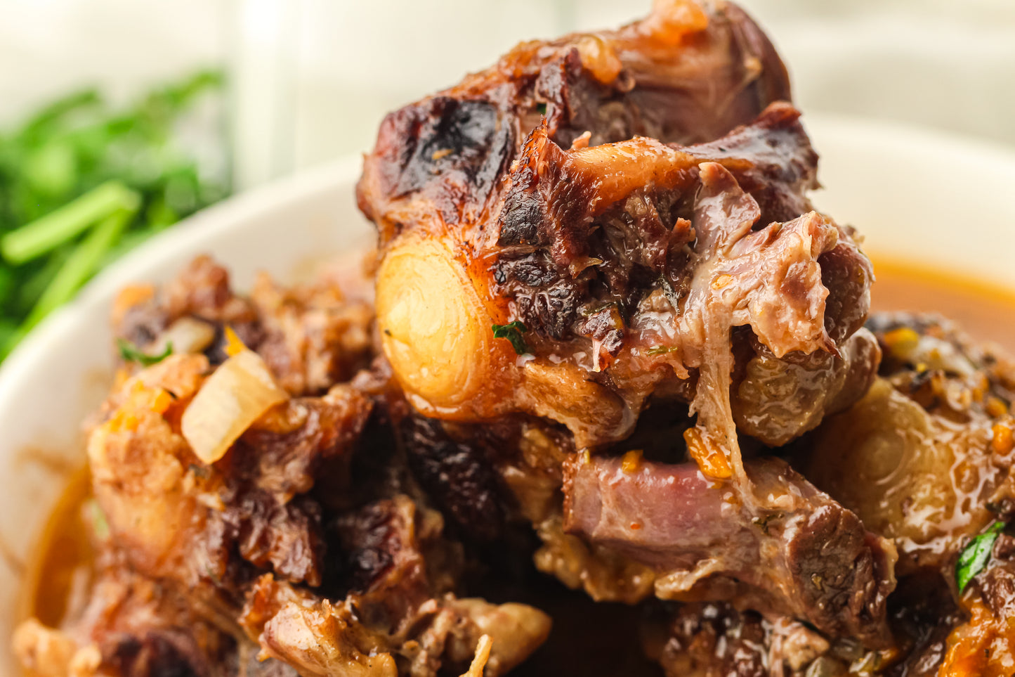 Slow Cooker Oxtails Recipe