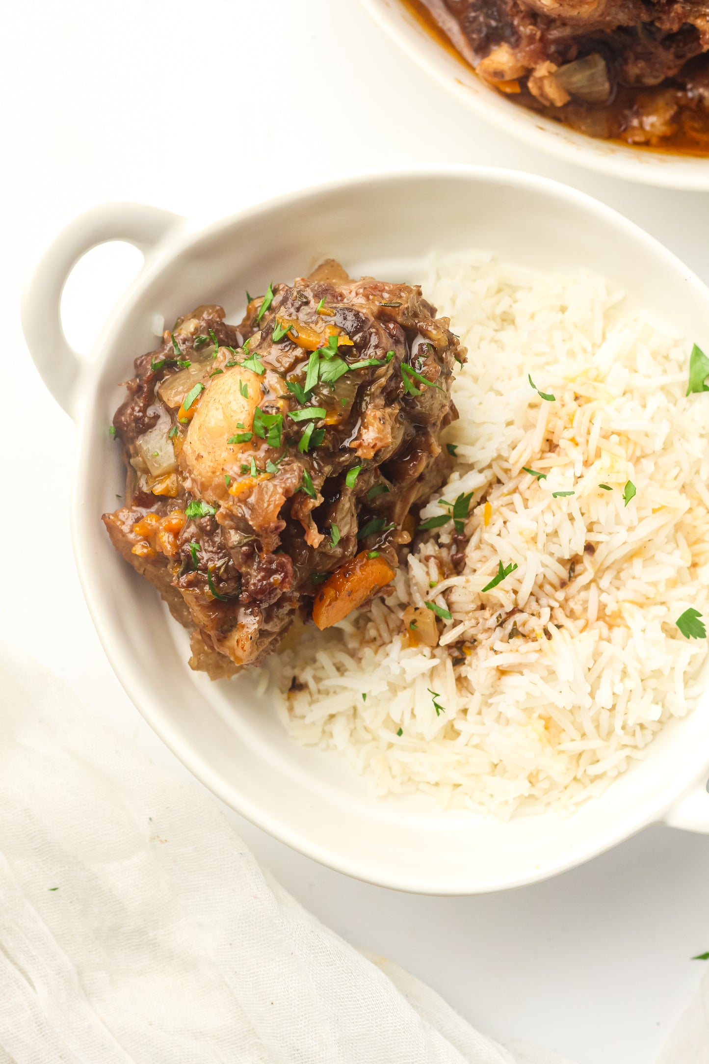 Slow Cooker Oxtails Recipe