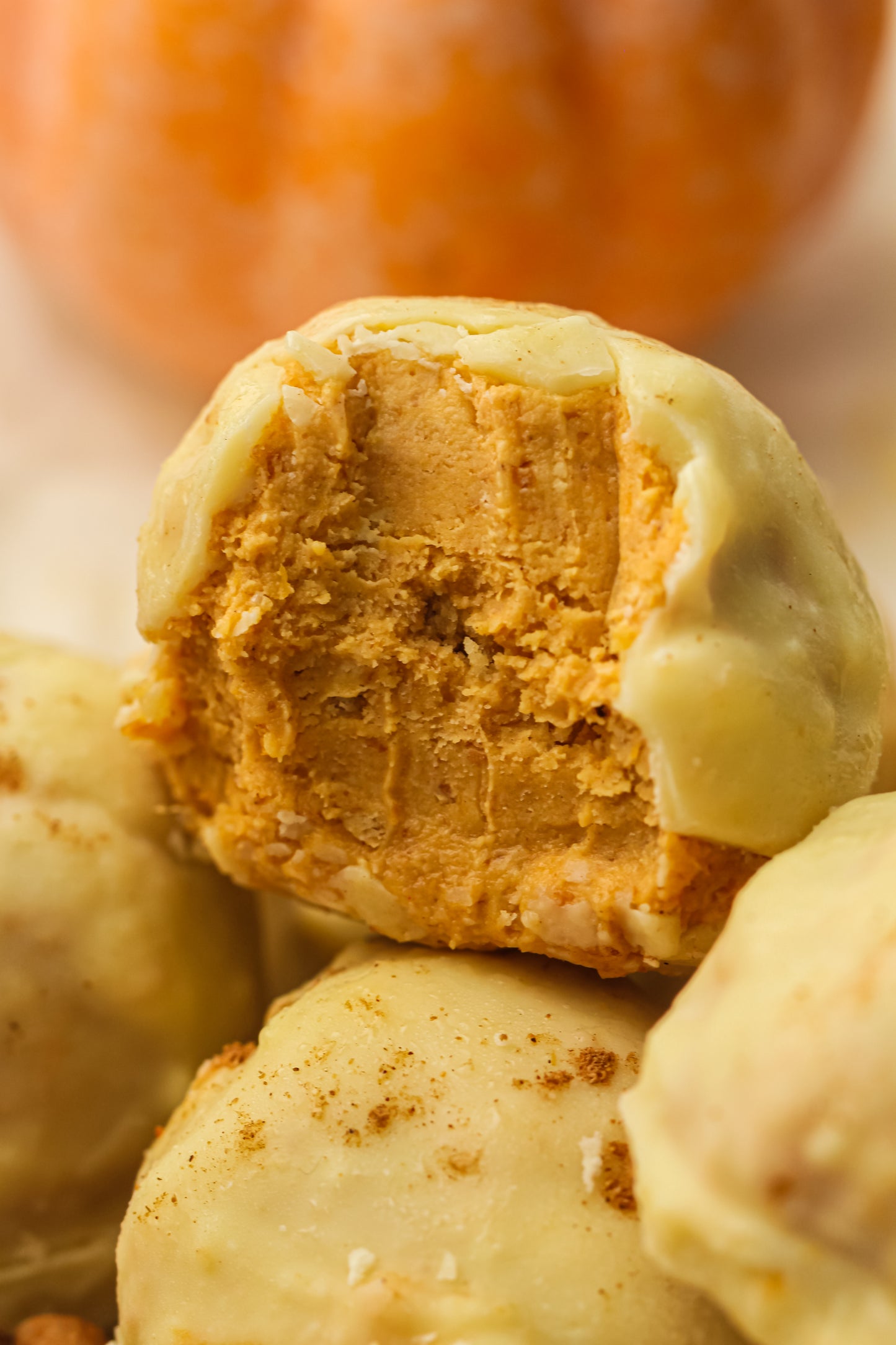 No-Bake Pumpkin Pie Truffles Recipe