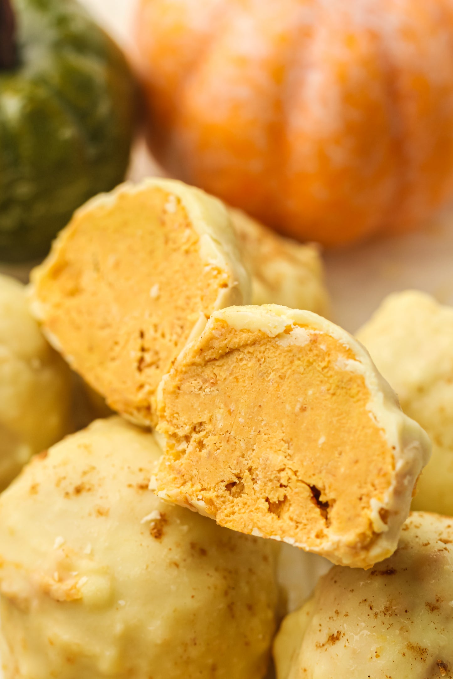 No-Bake Pumpkin Pie Truffles Recipe