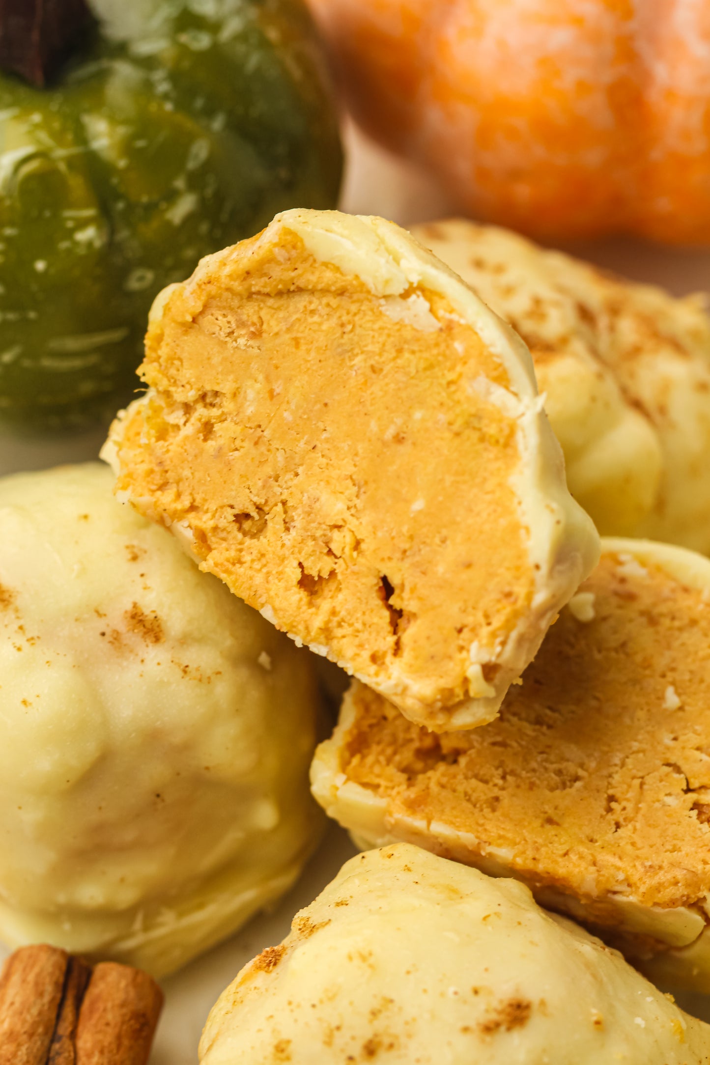 No-Bake Pumpkin Pie Truffles Recipe