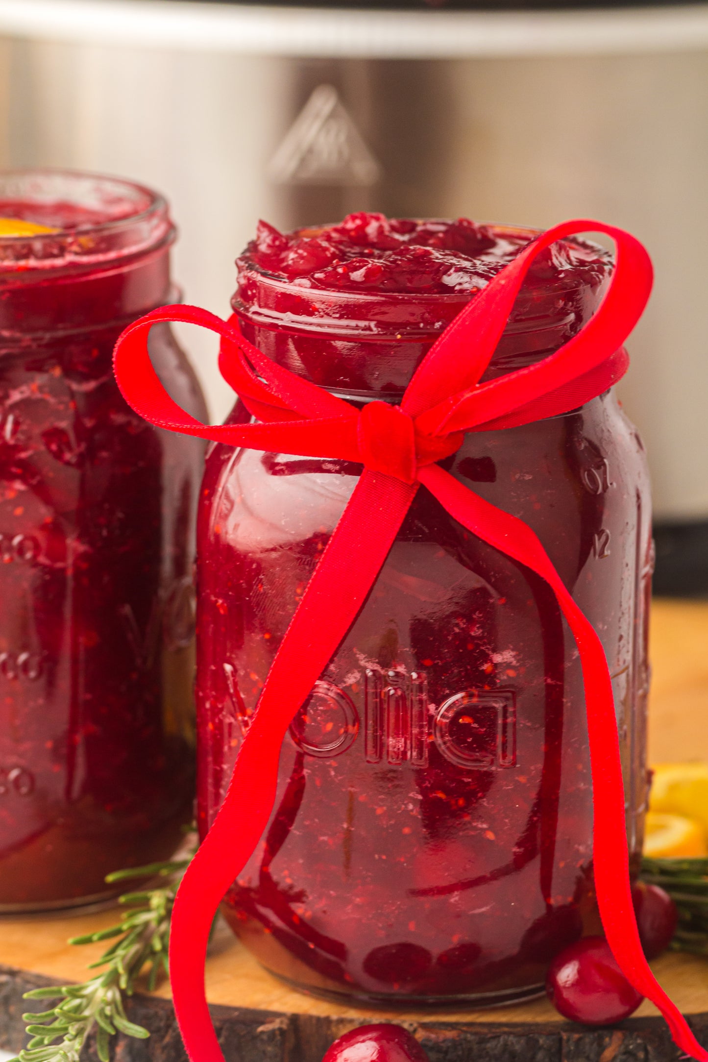 Slow Cooker Cranberry Sauce
