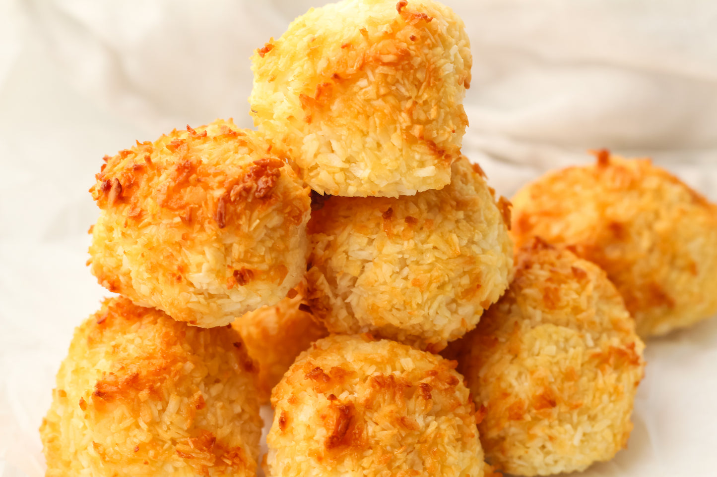 Healthy Coconut Macaroons