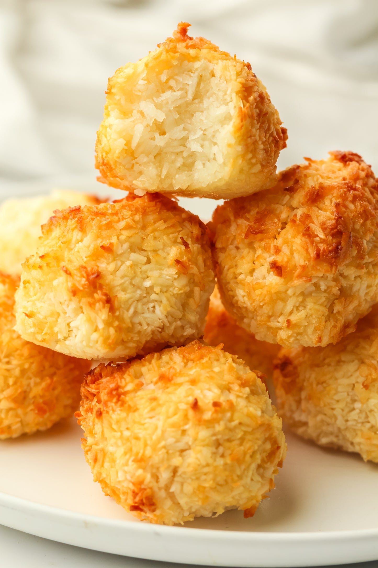 Healthy Coconut Macaroons