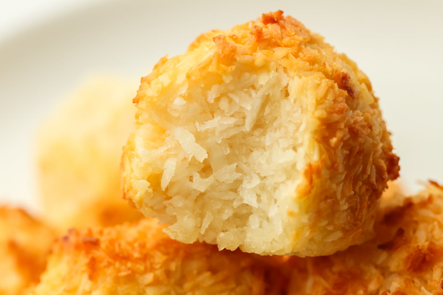 Healthy Coconut Macaroons