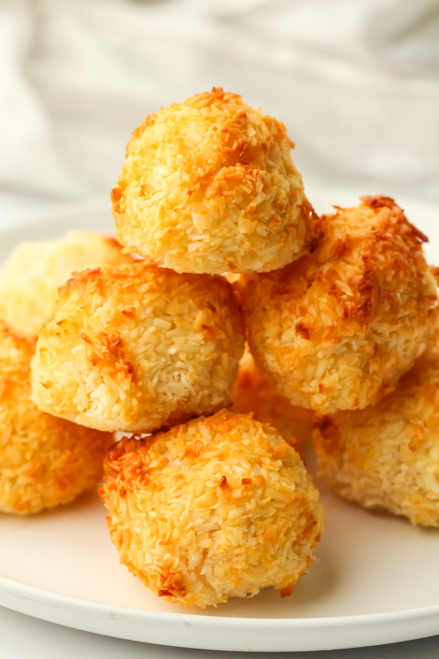 Healthy Coconut Macaroons